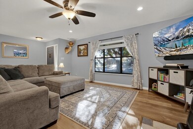 110 W Driftwood Dr, Fredericksburg, TX 78624 - photo 4