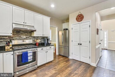 22 Blossom Tree Ct, Stafford, VA 22554 - photo 5