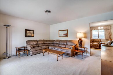 37 Somerset Terrace, Bedford, TX 76022 - photo 3