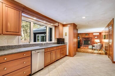 22 Spencer Dr, Nashua, NH 03062 - photo 6