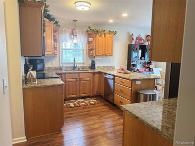 3403 S Vassar Rd, Davison, MI 48423 - photo 2