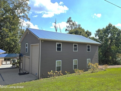 193 Meadowview Ln, Hardinsburg, KY 40143 - photo 4