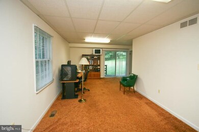 11107 Valley Heights Dr, Owings Mills, MD 21117 - photo 7