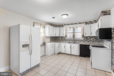 1708 Huddell Ave, Upper Chichester, PA 19061 - photo 3