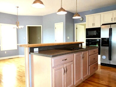 #4-kitchen
