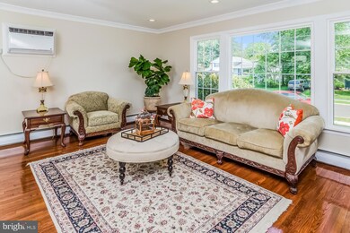 220 Midway Dr, Morrisville, PA 19067 - photo 3