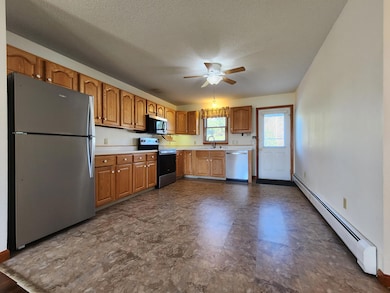 24 Meadow View Ln, Winslow, ME 04901 - photo 4