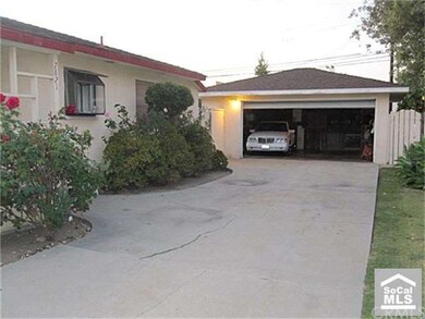 2-Car Detached Garage With Long Driveway