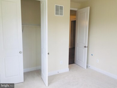 11149 Tioga Ln, White Plains, MD 20695 - photo 5