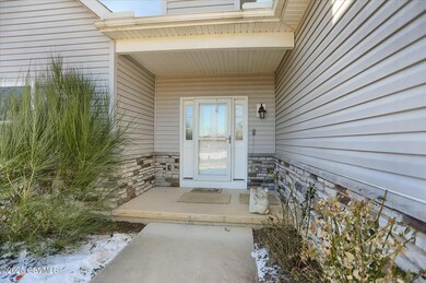 560 Wh Troup Rd, Lewisburg, PA 17837 - photo 2