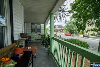 712 E 27th St, Paterson, NJ 07504 - photo 2