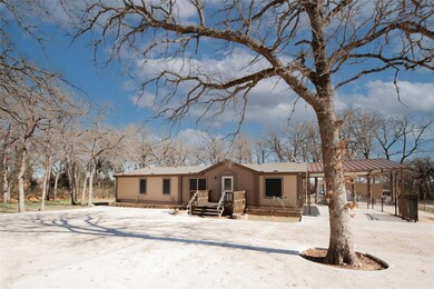 153 Alice Springs Ln, Weatherford, TX 76085 - photo 2
