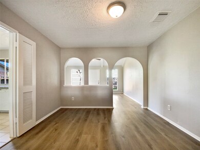 6818 Desert Rose Ln, Houston, TX 77086 - photo 7