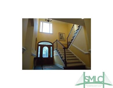 Foyer.