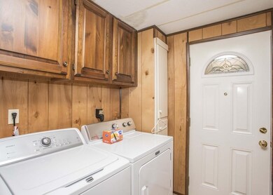 8 Betsy Ross Rd, Taunton, MA 02780 - photo 5