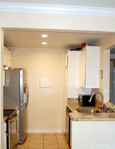 Kitchen - Alternative View...