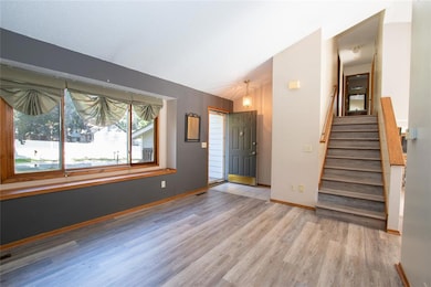 1905 E Maish Ave, Des Moines, IA 50320 - photo 4