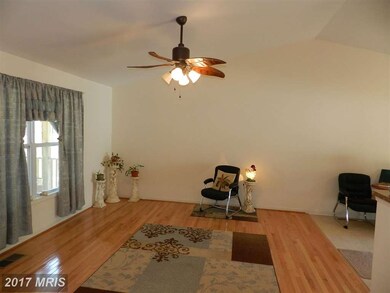 300 Monroe Dr, Colonial Beach, VA 22443 - photo 4