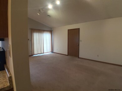 703 Cambridge Manor Dr, Schenectady, NY 12302 - photo 7