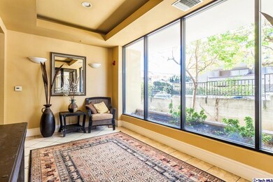 742 Locust St unit 202, Pasadena, CA 91101 - photo 2