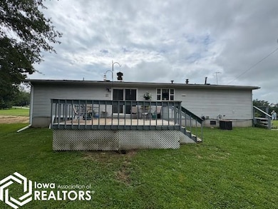 1551 N 14th St, Centerville, IA 52544 - photo 4