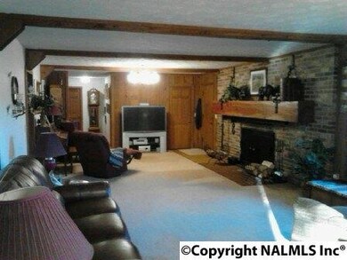 4130 Swearengin Rd, Grant, AL 35747 - photo 3