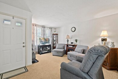 2 Meadowbrook Ct, Oxford, MA 01540 - photo 3