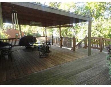 4 Freedom Ct, Johnston, RI 02919 - photo 2