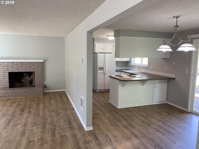 3625 Hickory Ave, Eugene, OR 97401 - photo 3