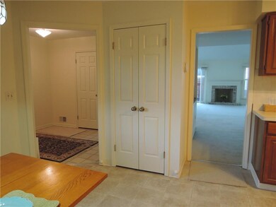 Kitchen pantry