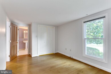 2012 Wolftrap Oaks Ct, Vienna, VA 22182 - photo 7