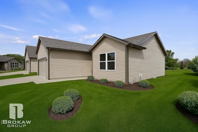 3371 Meadowridge Ct unit 107, Davison, MI 48423 - photo 4