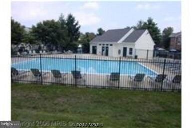 3952 Chesterwood Dr, Silver Spring, MD 20906 - photo 5