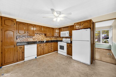 3715 Oriole Ln, Rolling Meadows, IL 60008 - photo 7