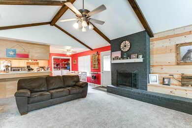 51 Doris Cir N, Alvin, TX 77511 - photo 6