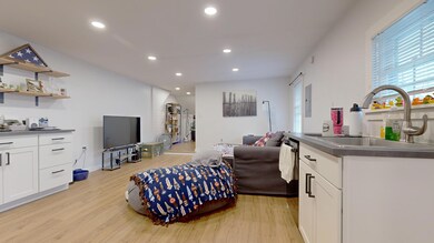 201 - Living Room