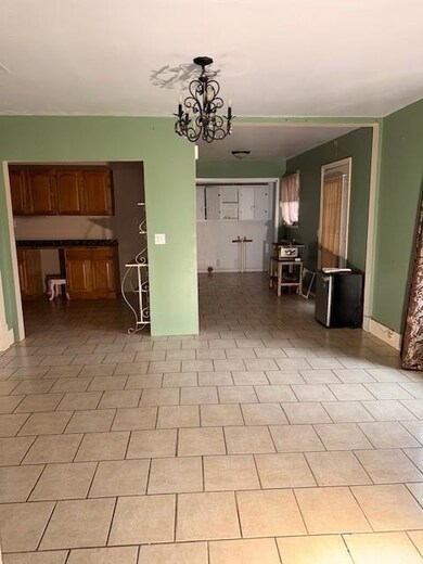 320 W 2nd St, Watonga, OK 73772 - photo 7