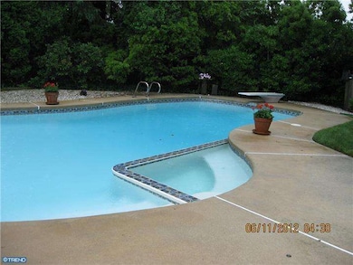 5 Saratoga Rd, Stratford, NJ 08084 - photo 3