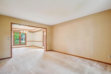 6-web-or-mls-4867-sarasota-ct