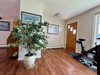 Upper Entry Way