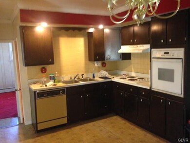 6060 Fountain Rd, Zionsville, PA 18092 - photo 5