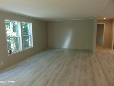 132 Spruce St, Greentown, PA 18426 - photo 7