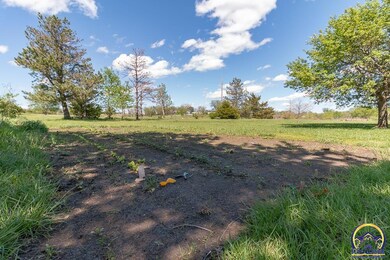 12855 S Rd, Hoyt, KS 66440 - photo 4