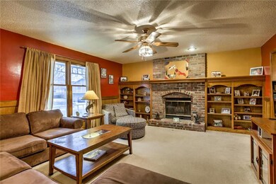 4940 Ballentine St, Shawnee, KS 66203 - photo 4