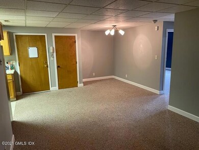 401 Greenwich Ave unit 3A, Greenwich, CT 06830 - photo 2