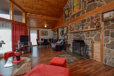 252 Four Seasons Dr, Drums, PA 18222 - photo 2