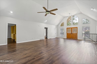 8803 Howling Fox Cove, Hernando, MS 38632 - photo 6