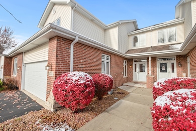 18714 Wren Cir, Mokena, IL 60448 - photo 3