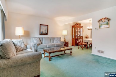 378 Lookout Ave, Hackensack, NJ 07601 - photo 5