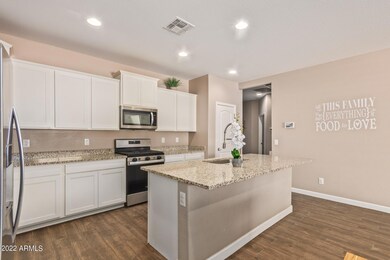 Large Breakfast Bar